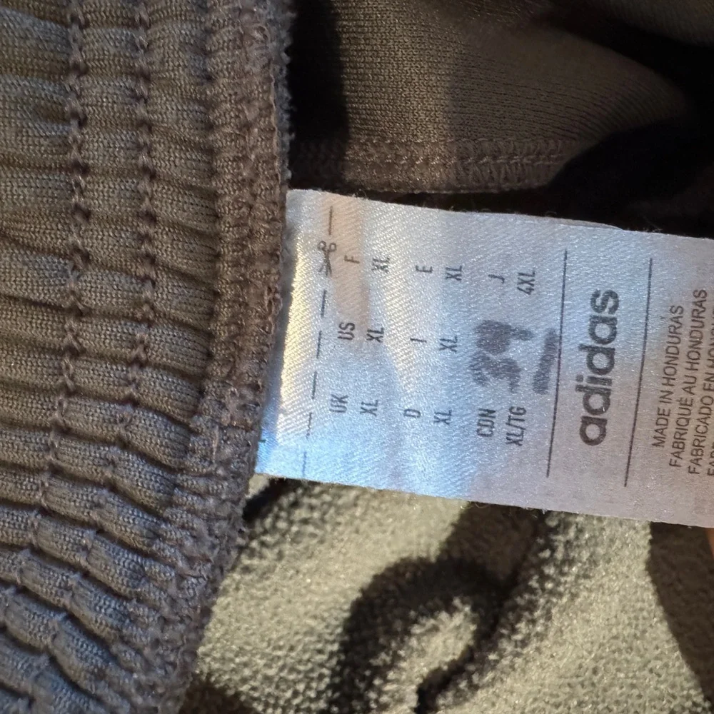 adidas sweatpants olive